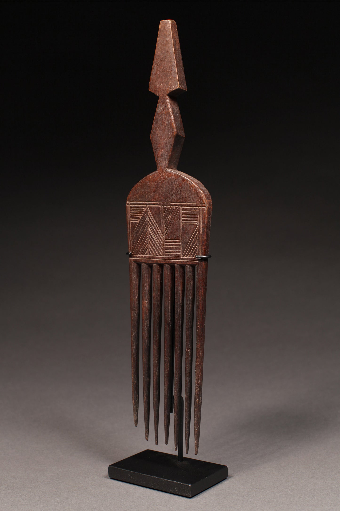 Tribal Objects; Artwork; Collection; Other African; Comb with Geometric Incisions, Carved Wood, Ashanti, Asante, Ghana, African Artifact Sculpture