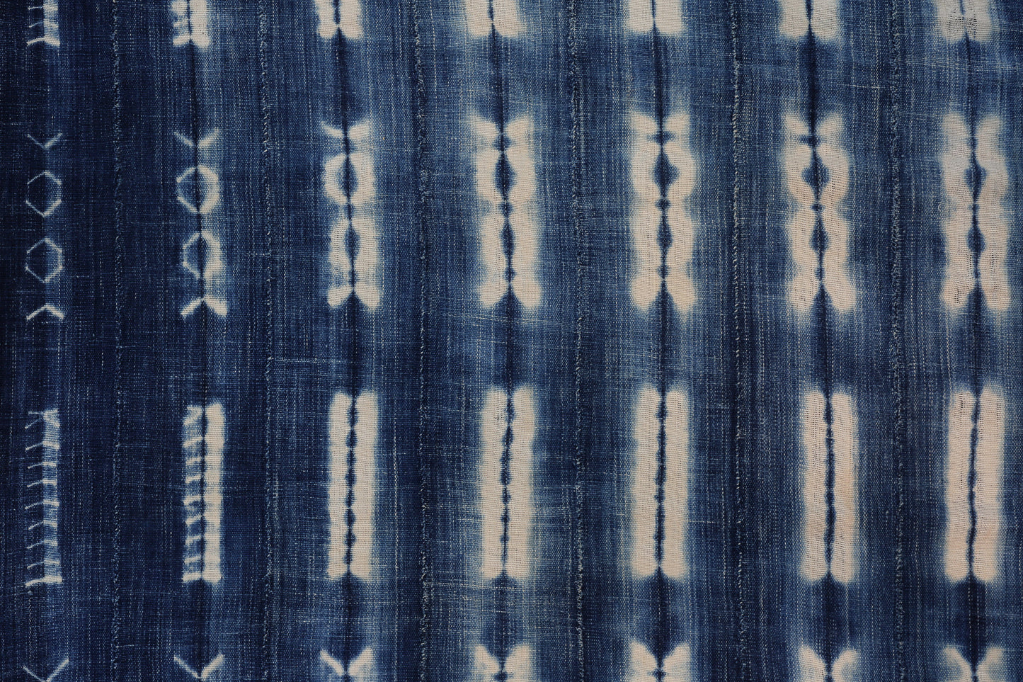 Handcrafted Textiles;Woven Fabrics Of Jute Or Of Other Textile Bast Fibers;Hand Dyed Indigo Blue White Vintage Cloth, African Cotton Fabric, Tie Dye Shibori Pattern