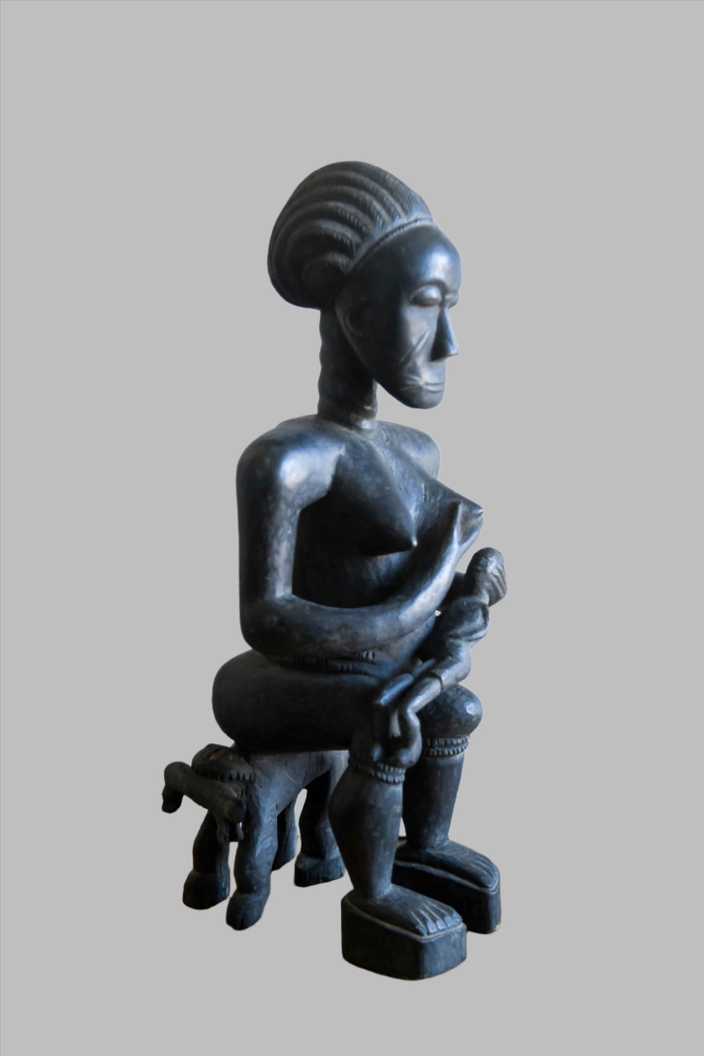 Tribal Art Sculpture; Original sculpture, Wood material; Used;Traditional; Folk Art; Other African ; Collectors' Pieces and Antiques; Ethnographic Pieces; Artwork Decor; Ashanti Seated Maternity Figure, Carved Wood, African Sculpture