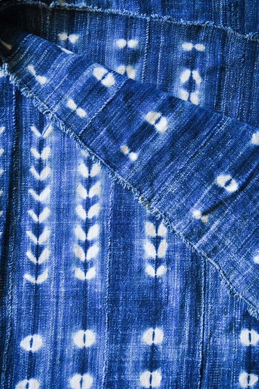 Handcrafted Textiles - African Art - Home Decor - Living - Upholstery - Fabric - Cotton - Indigo - Tie Dyed - Blue - Mossi - Vintage - Shibori