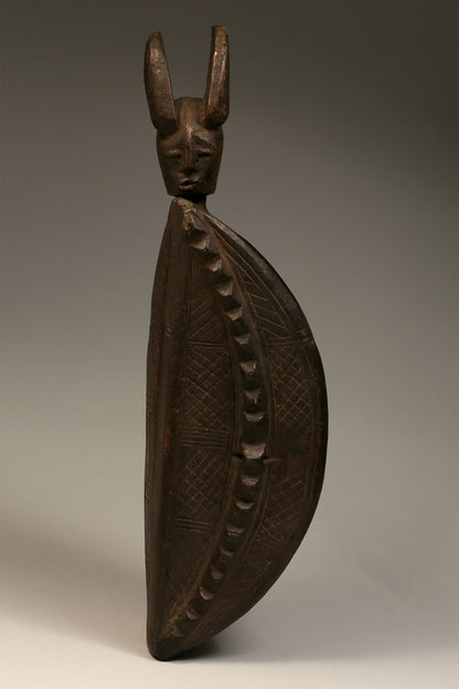 Tribal Objects; Artwork; Collection; Other African; Lidded Box Vessel, Carved Wood, Kuba Tribe, D.R Congo, African Art