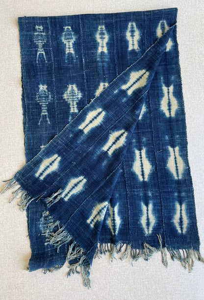 Handcrafted Textiles - Contemporary - African Art - Africa - Fabric - Vintage - Tie - Dyed - Blue -  Cotton -  Indigo -  Used - Women - Men - Scarf - Shawl